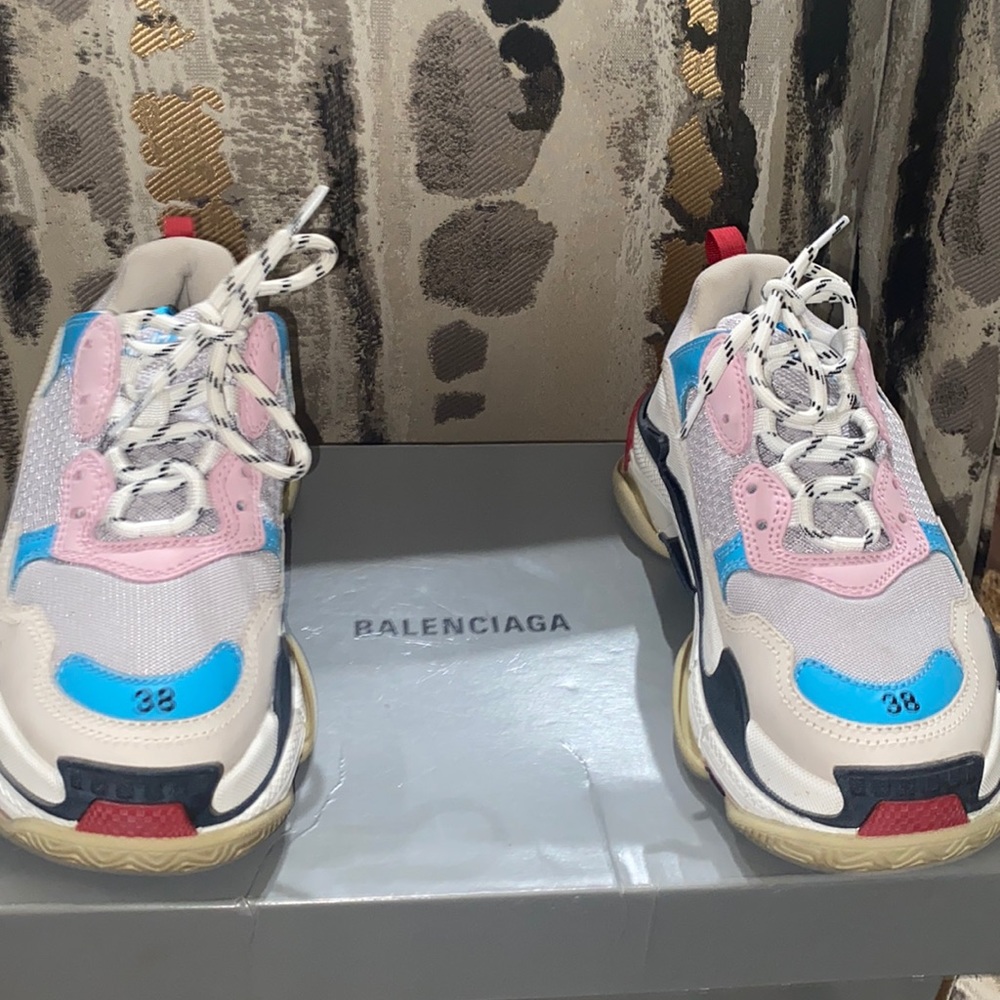 Balenciaga shoes/ white/cream/pink/black/blue